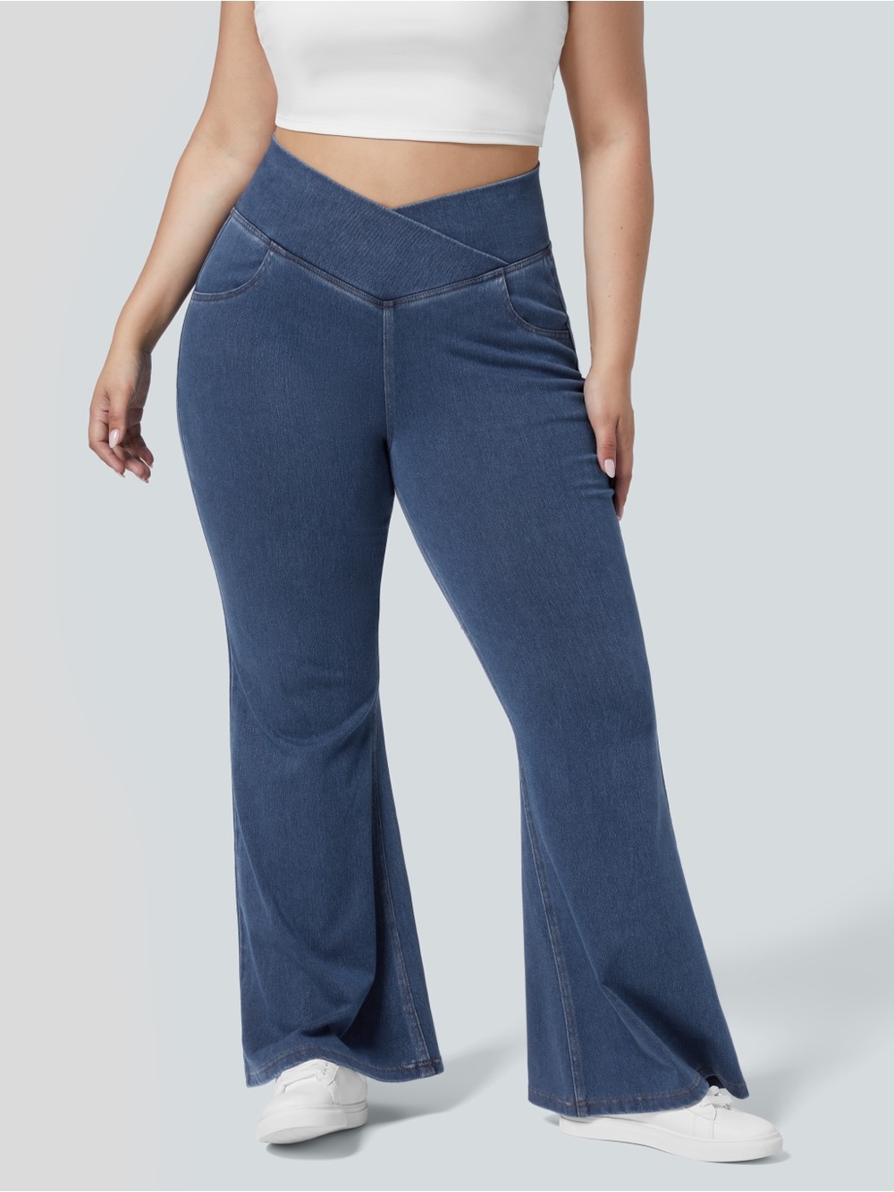 Halara Flex™ High Waisted Crossover Pocket Light Wash
Casual Flare Jeans Large